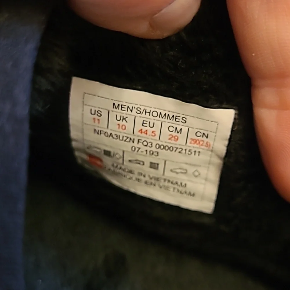 NWOT THE NORTH FACE camo thermoball traction mules